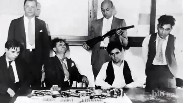 Jewish Gangster From Mensch to Mobster Presentation
